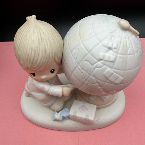 Precious Moments Jesus is the Answer Figurine E-1381 Boy & Globe 1978 Mint W/Box - Picture 15 of 17